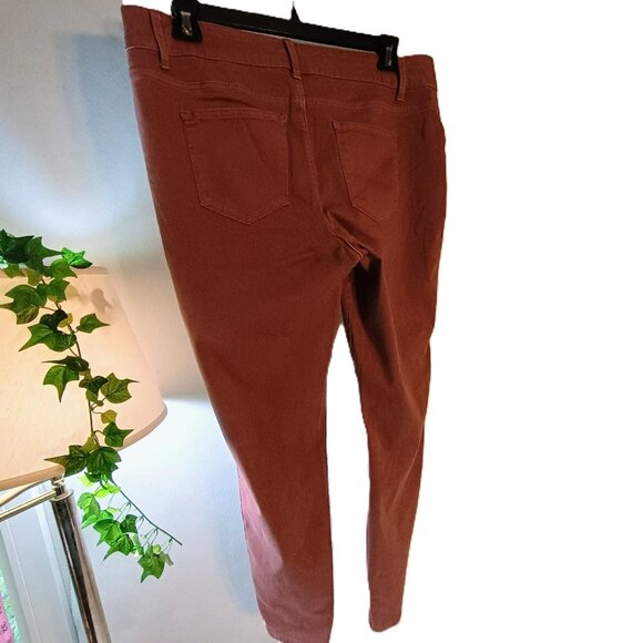 EUC: Mjeans by Maurices Sze XL Dusty Rose Regular High Rise Jeggings - Picture 2 of 3